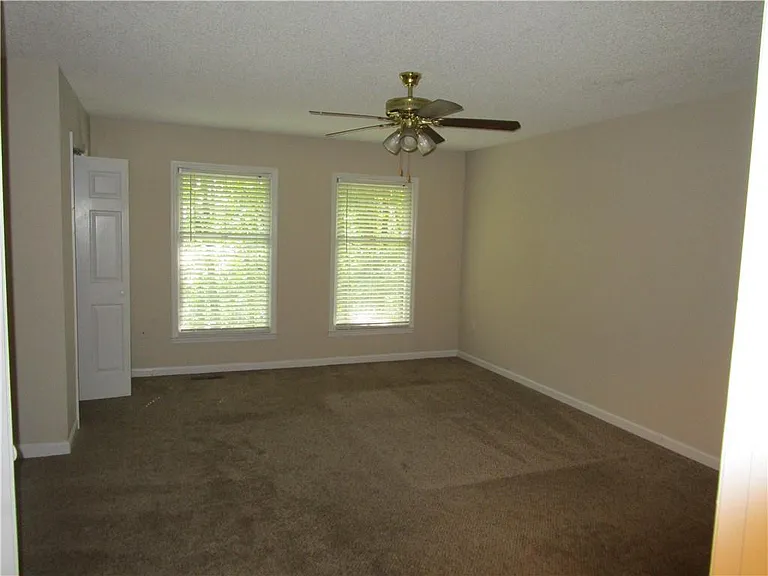 2429 Thompson Mill Rd — Photo 18