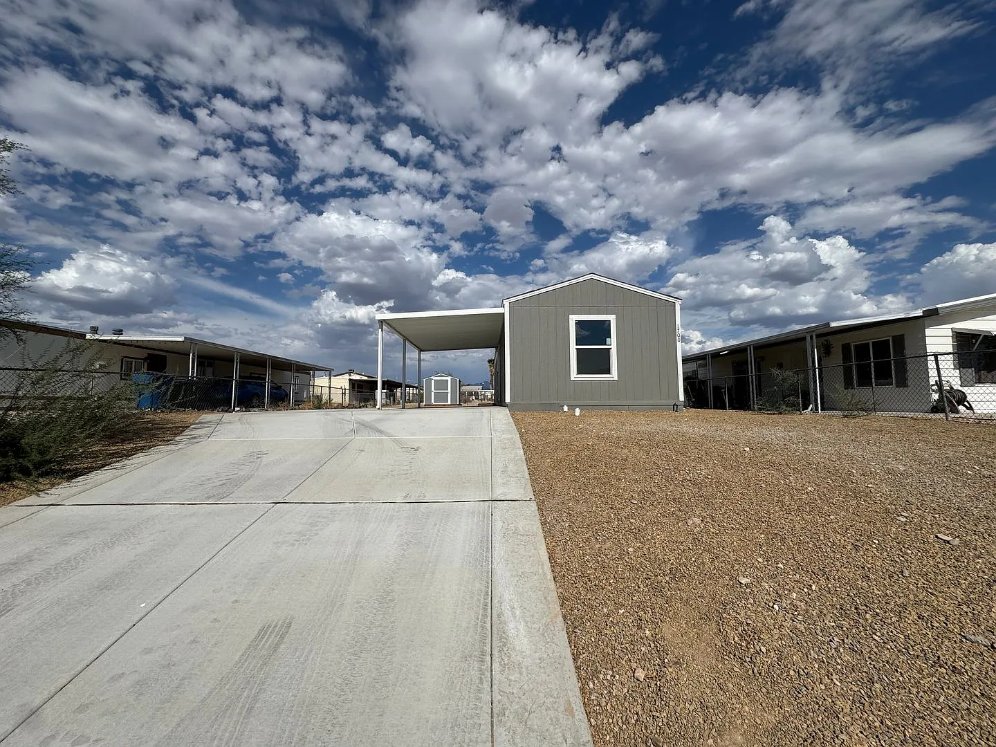 New construction Bullhead city home — Photo 4