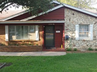 2016 Lipps Dr, Edgecliff Village, TX 76134