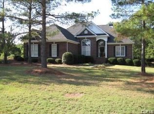 1081 Mallard Lakes Dr, Bogart, GA 30622