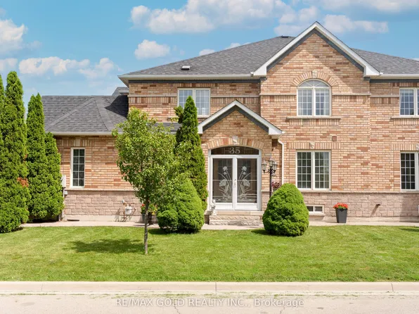 35 Goreridge Cres, Brampton, ON L6P 1P1