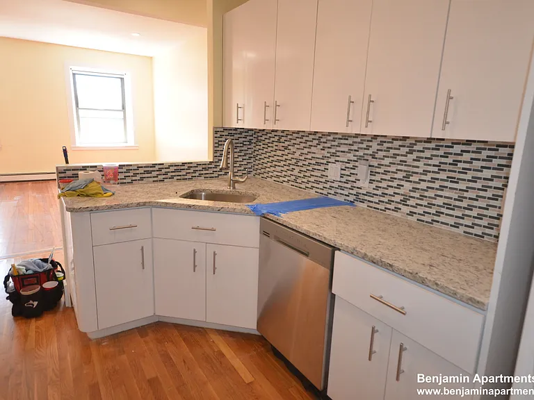 470 Commonwealth Ave #4 — Photo 2