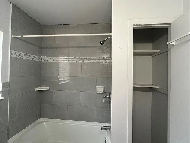2031 Maravilla Cir — Photo 15