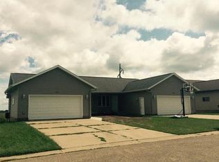 1303 Countryside Dr, Mondovi, WI 54755