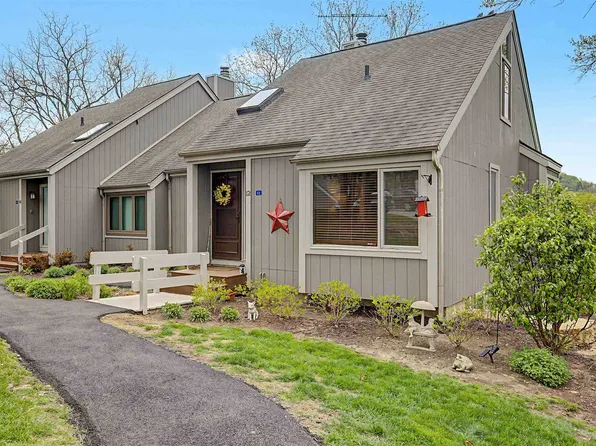 12 Cedar Bluff Ln, Galena, IL 61036