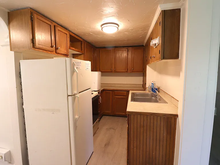 363 W Main St #R — Photo 9