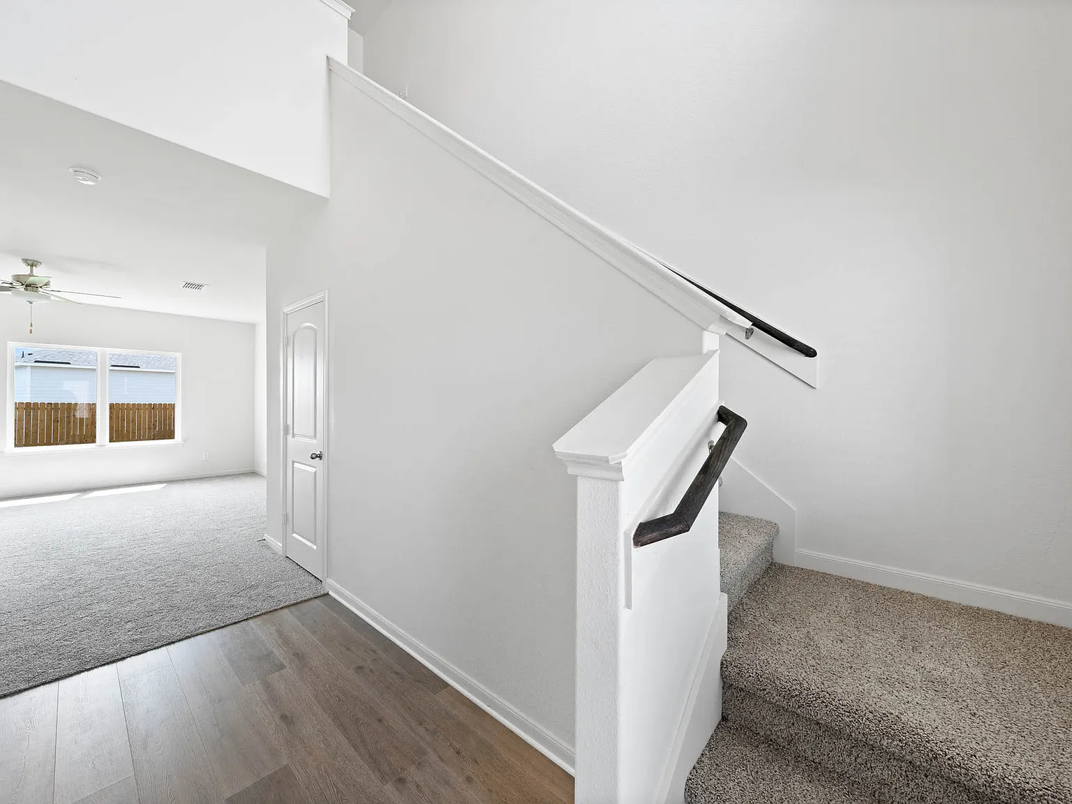 3 bed, 2.5 bath, 1562 sqft, $1,900 — Photo 3