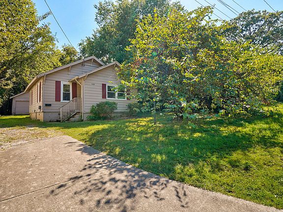 2nd image of 1226 W Kerr Street