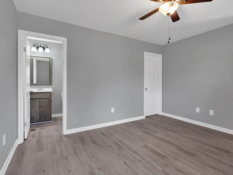 530 Noblitt Ln — Photo 11