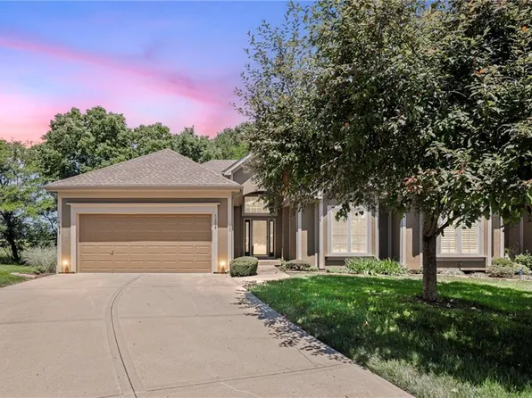 6202 NW 79th St, Kansas City, MO 64151