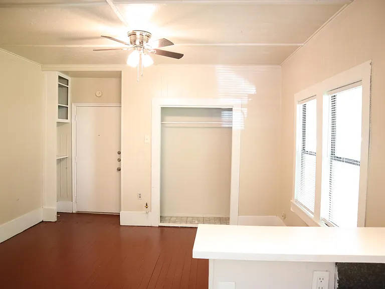 1116 N Bell Ave #2 — Photo 8