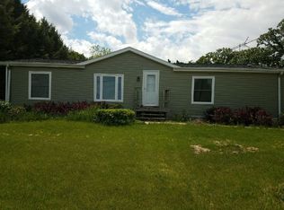 1899 Sink Hollow Rd, Dixon, IL 61021