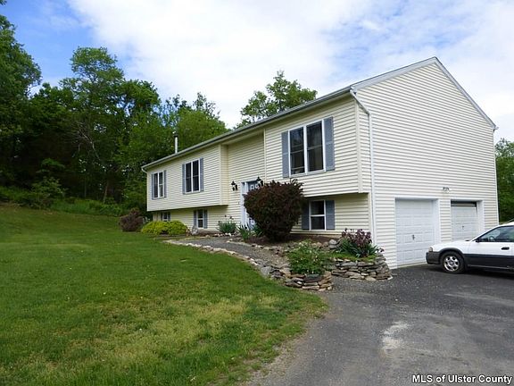 2nd image of 9 Ramah Ln