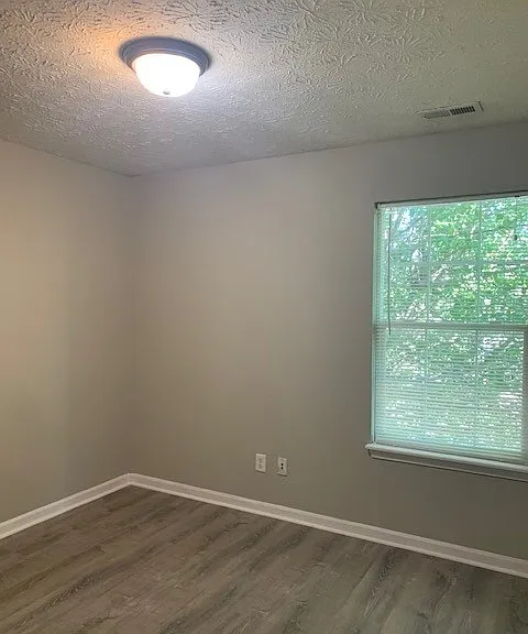622 Berkley Rd — Photo 10