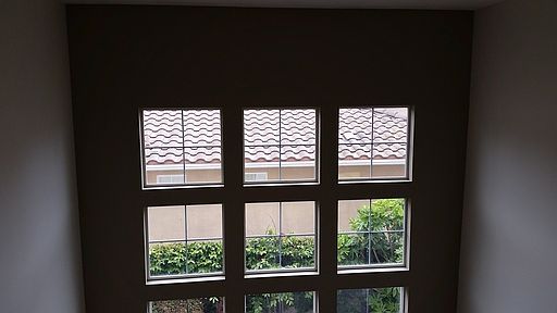 Living Room 3 rows of window