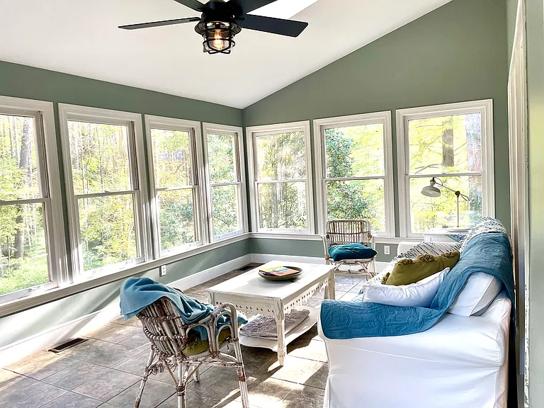 Wonderful place to curl up and relax!