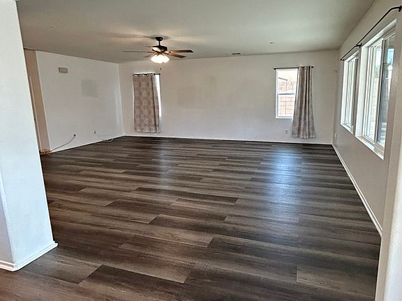 5th image of 13038 Oakwood St