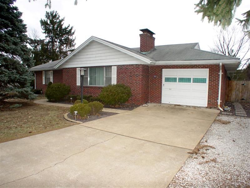 1st image of 15 Elannchester Dr