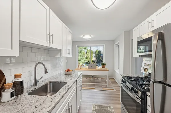 Eagle Rock Apartments at West Springfield — Photo 4