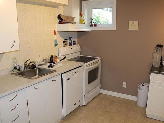 4th image of 2714 10a Ave S #1A