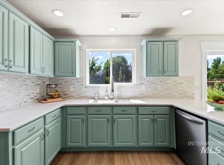 335 E Willowcreek Dr, Middleton, ID 83644
