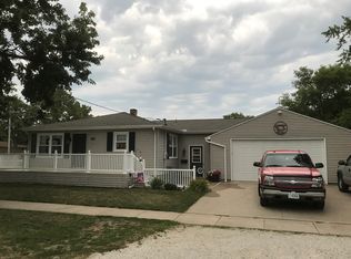 312 N Spring St, Metamora, IL 61548