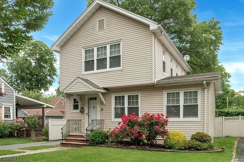 1st image of 86 Vreeland Ave