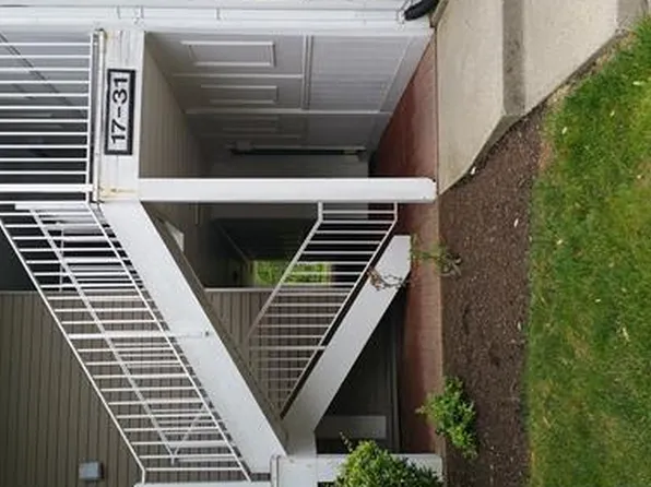19 Rachel Ct #477, Franklin Park, NJ 08823