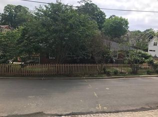 2100 Randall St, Charlotte, NC 28205