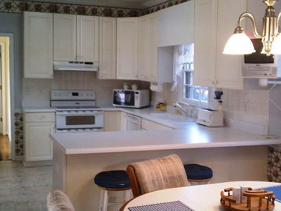 3rd image of 2071 Wilshire Dr SW