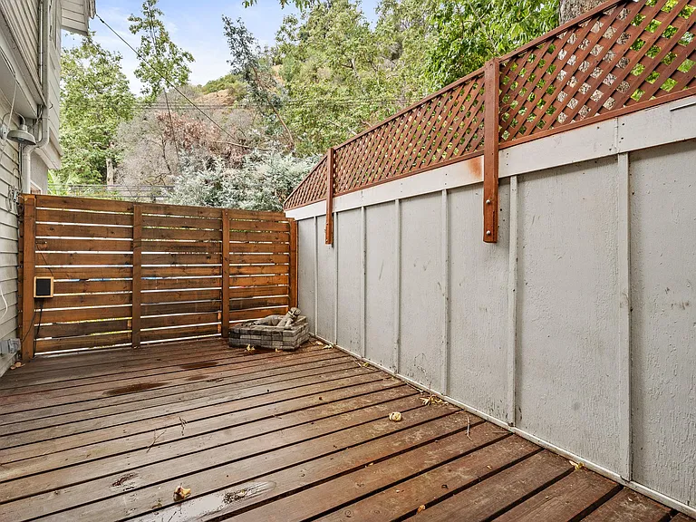 1628 N Beverly Glen Blvd — Photo 13