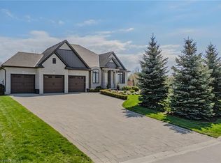 5 Moore Blvd, Brantford, ON N3T 0E2