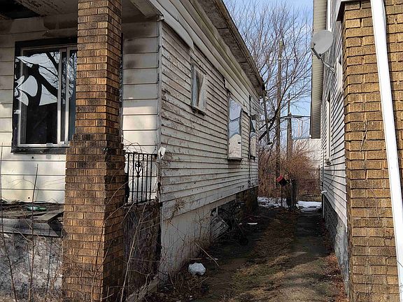 8193 Grinnell