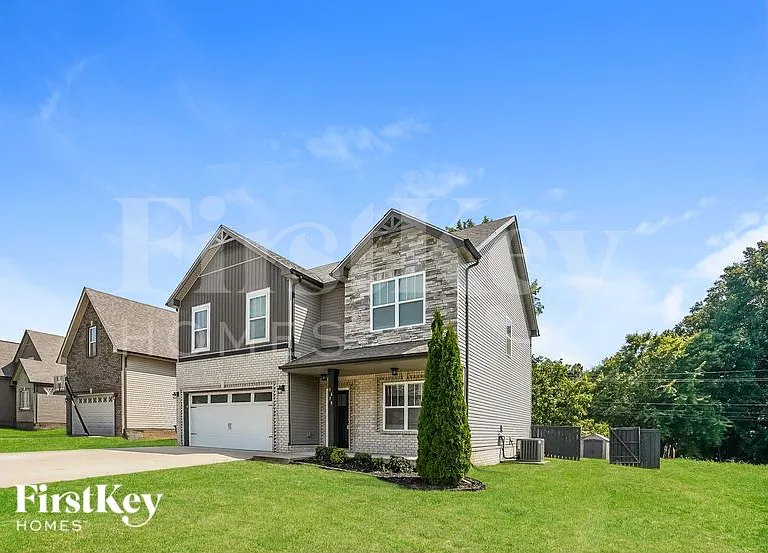 1679 Ellie Piper Cir — Photo 2