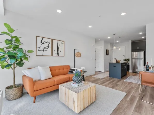 54 Flagship Street image 1 of 16