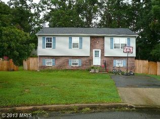 22440 Sara Ct, Great Mills, MD 20634