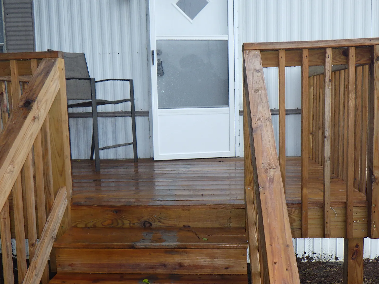 3 bed, 1050 sqft, $1,250 — Photo 2