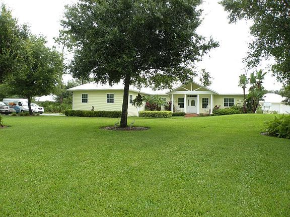 4th image of 18360 Telegraph Creek Ln