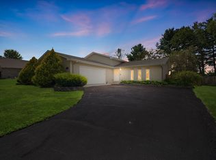624 Melrose Ln, Beecher, IL 60401
