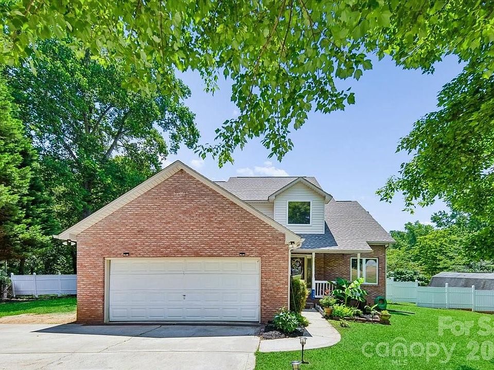 1st image of 508 Watergate Cir