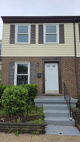 24 Lerner Ct #32H Photo 1