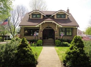 3580 West Blvd, Cleveland, OH 44111