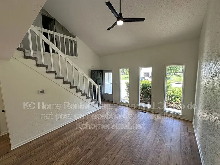 3870 SW Harbor Dr — Photo 11