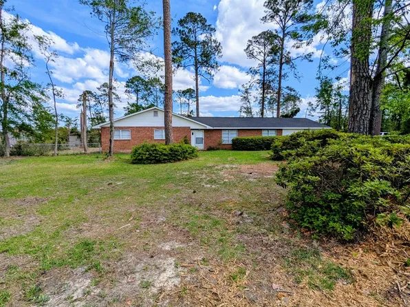 302 Westgreen Rd, Douglas, GA 31533