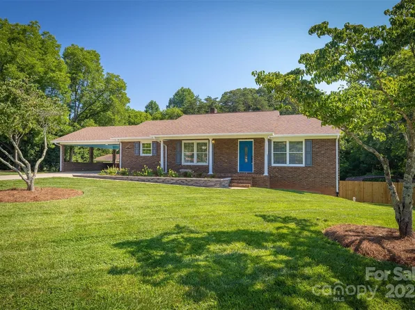 207 Valdese Dr, Morganton, NC 28655