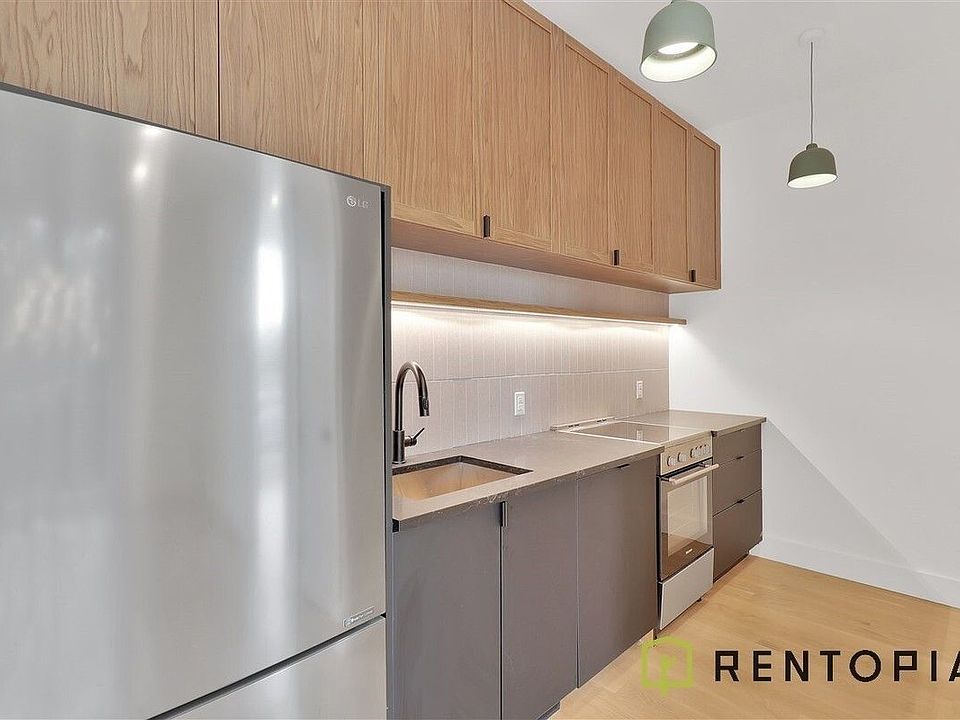 1st image of 420 Tompkins Ave #325