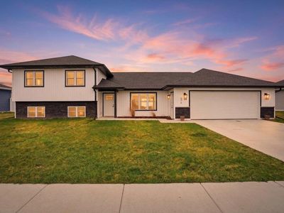 676 Porter Rd, Evansville, WI, 53536