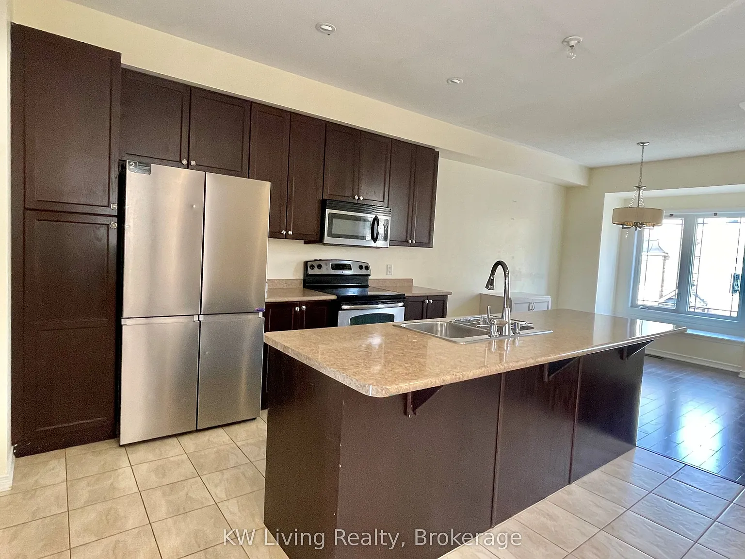 3 bed, $3,100 — Photo 2