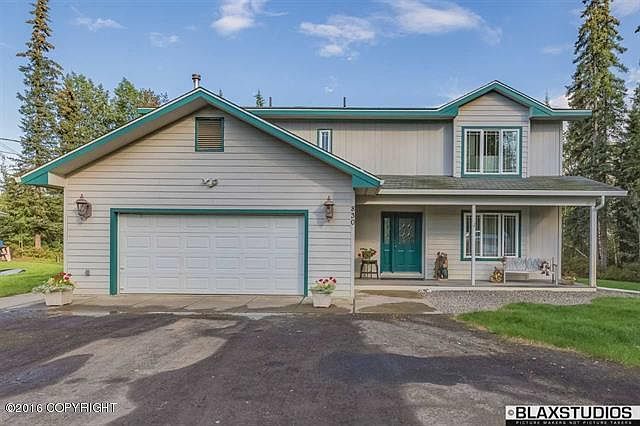 2nd image of 830 Pickering Dr