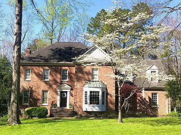 9301 Butternut Ln, Mechanicsville, VA 23116